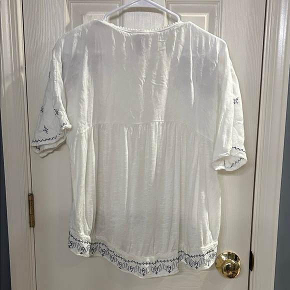 ⚜️ Knox Rose White Floral Embroidered Blouse - Picture 7 of 7